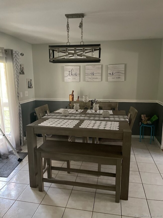 Foto del edificio - 141 Williamson Dr