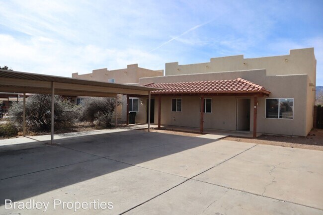 Foto del edificio - 3 br, 2 bath House - 4194 Calle Ladero Unit A
