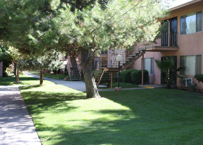 Building Photo - Mayfield Park Apartments