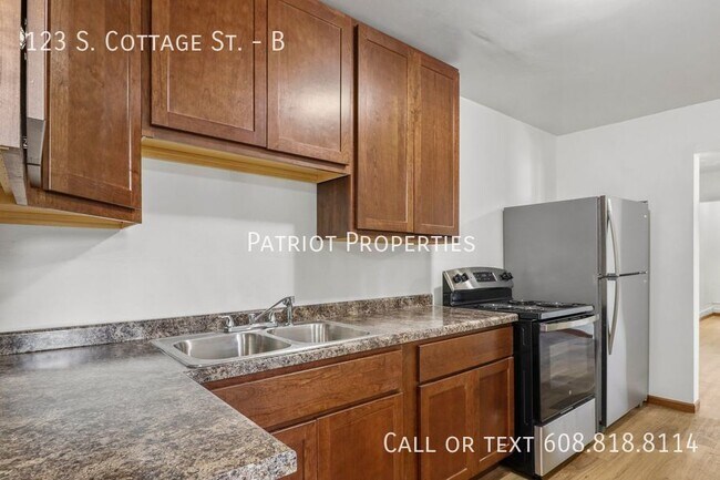 Building Photo - 5 BEDROOM/ 1 BATH APARTMENT IN WHITEWATER, WI