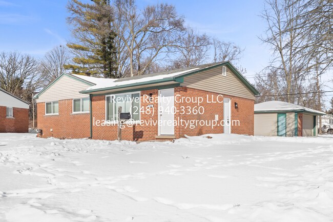 Foto del edificio - 32112 Pembroke St