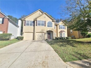 Building Photo - 7662 Forest Glen Way