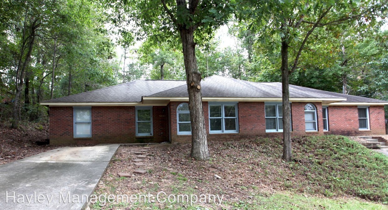 Primary Photo - 3 br, 2 bath House - 1344 Kurt Circle