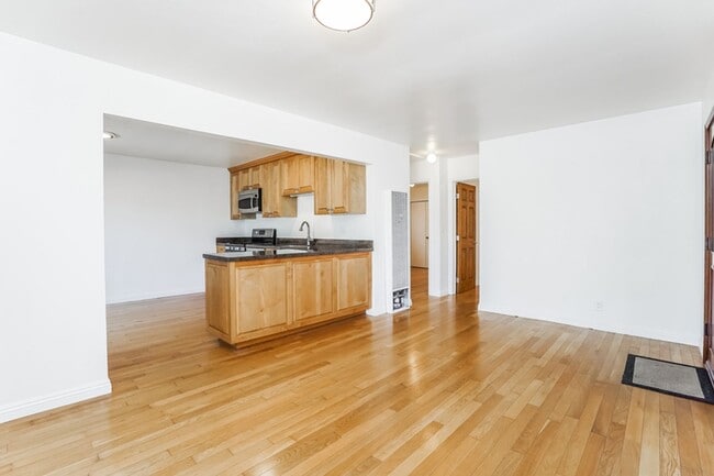 Foto del edificio - 432 33rd St