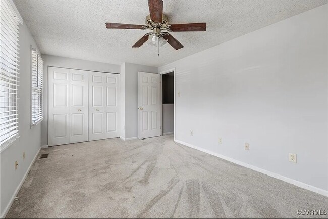 Foto del edificio - 9492 Tracey Lynne Cir