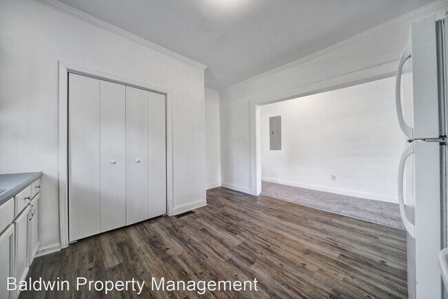 Building Photo - 3 br, 2 bath House - 113 RIDGE CIRCLE