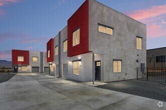 Building Photo - 11075 Mesquite Ave