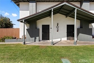 Building Photo - 2963 Elgin Dr