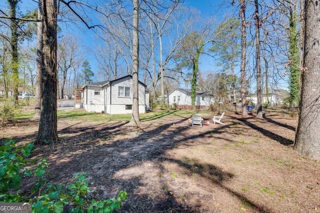 Foto del edificio - 6385 Lobelia Rd SW