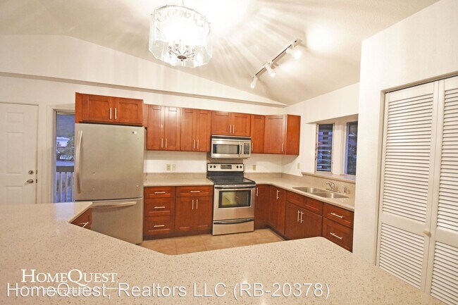 Building Photo - 1259 Nanawale Way