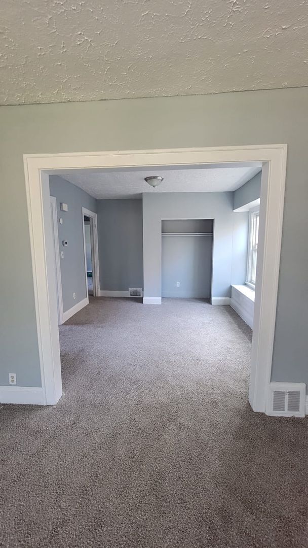 Foto del edificio - 1135 E 143rd St