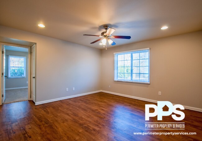 Foto del edificio - 2145 Bolton Rd NW