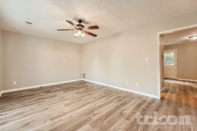 Foto del edificio - 126 Woodberry Ct