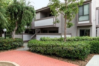 Building Photo - 9129 Village Glen Dr