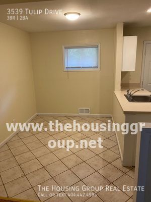 Building Photo - One story Brick Ranch in Decatur - Ready n...