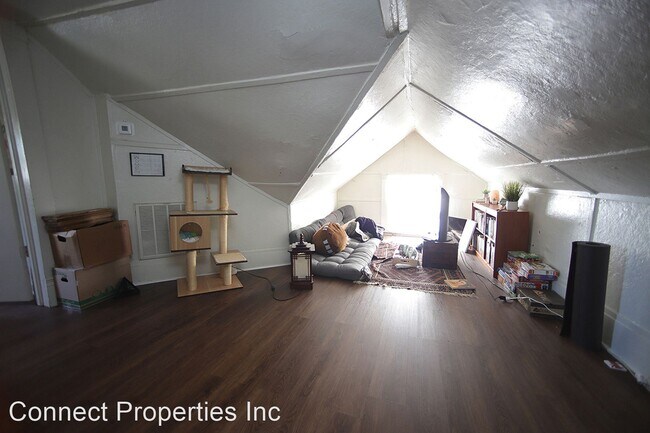 Foto del edificio - 7 br, 2 bath House - 830 Onslow Street