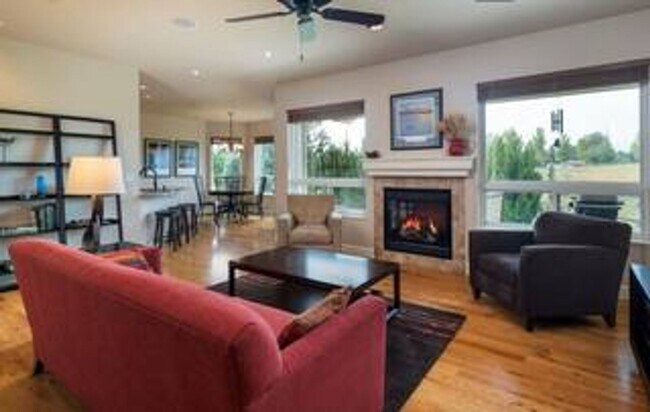 Foto del edificio - 3 Bedroom house in Ranch Club neighborhood