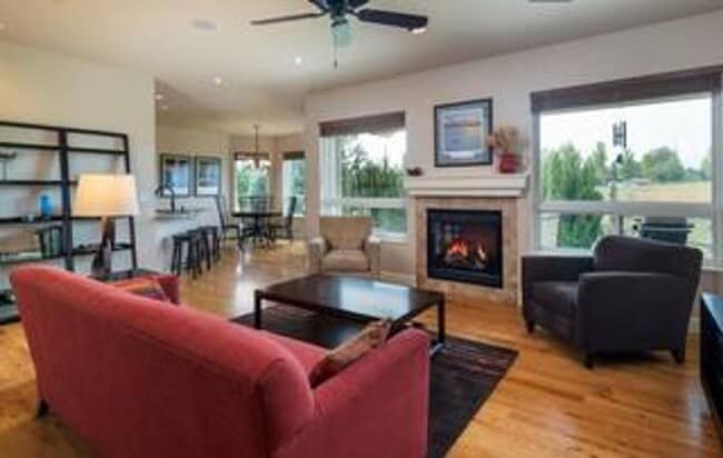 Building Photo - $3,195 / 3 BD House in Ranch Club Neighbor...