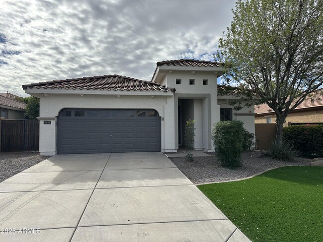 Building Photo - 2653 E Canyon Creek Dr