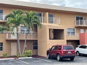Building Photo - 7510 SW 152nd Ave
