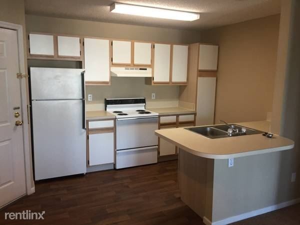 Building Photo - 2 br, 1 bath Apartment - 2727 Grand Haven Dr