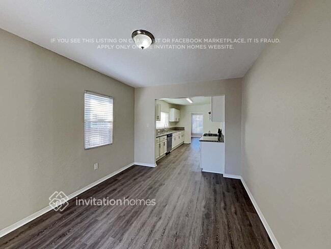 Building Photo - 122 E 83rd St