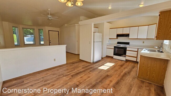 Building Photo - 3 br, 2 bath House - 1555 Biddick St