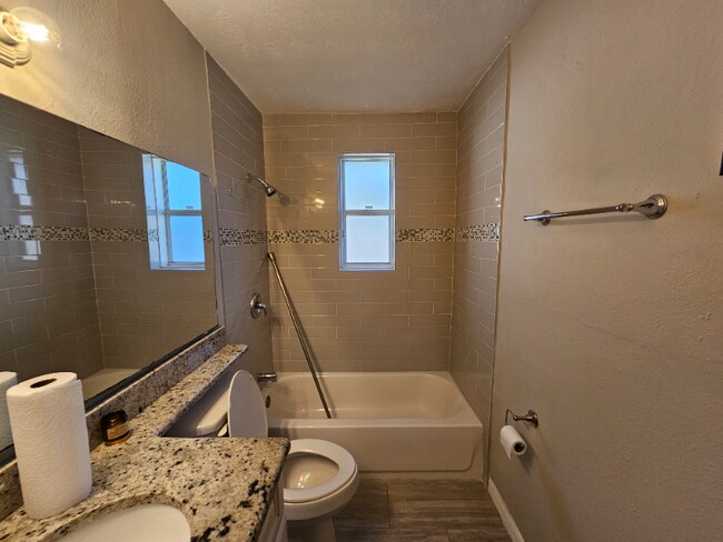 Foto del edificio - 7567 Wendell Dr