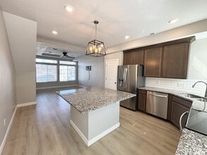 Building Photo - 153 E Brushy Canyon St