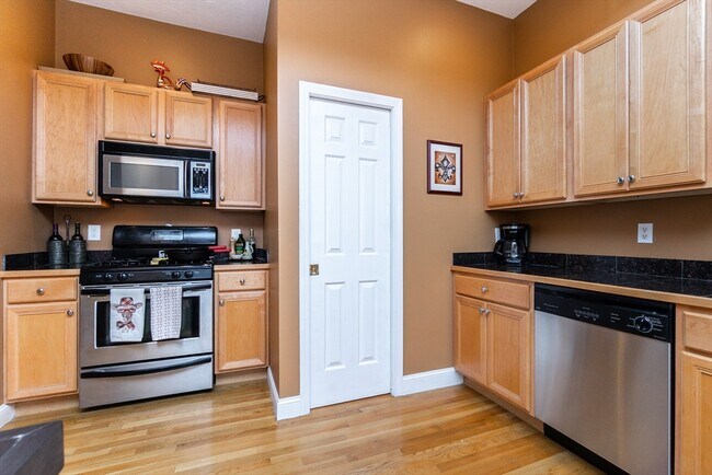 Foto del edificio - 224 Salem St