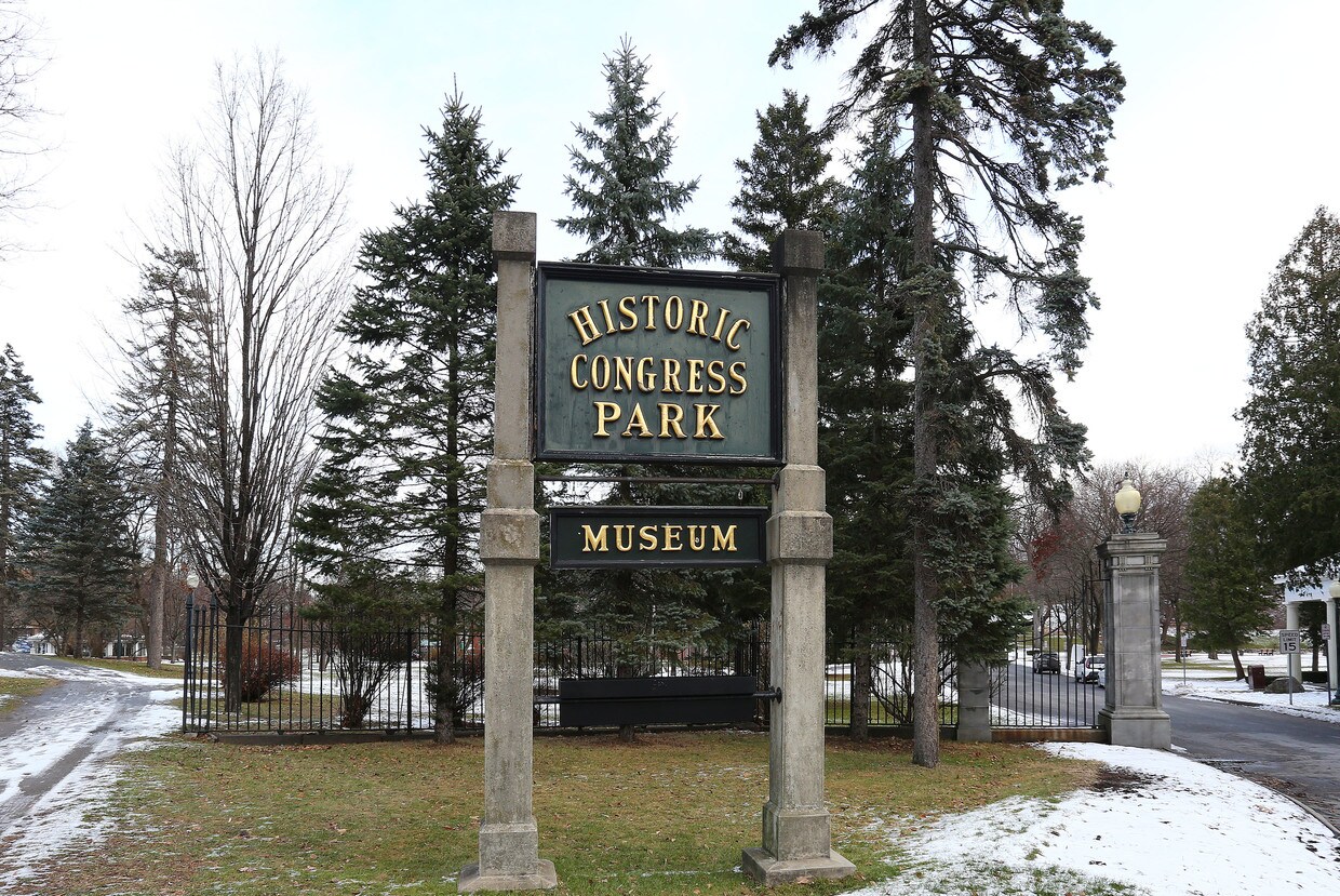 Picture of Saratoga Springs