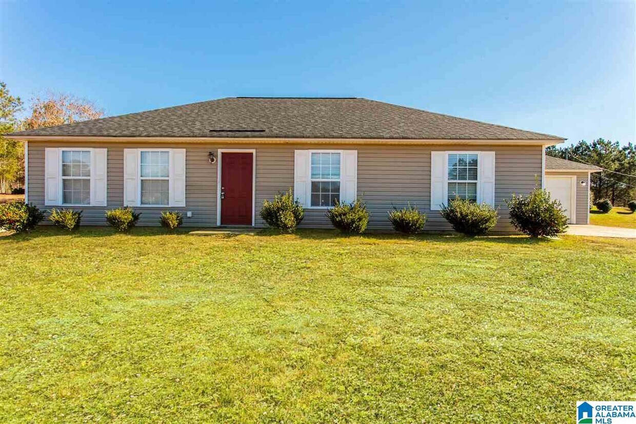 Foto principal - 12657 Charles Taylor Rd