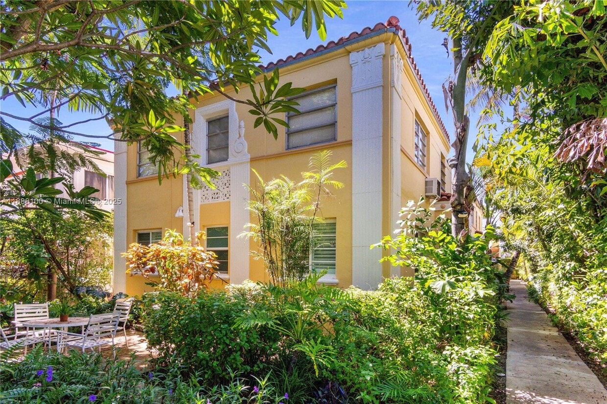Foto principal - 846 Jefferson Ave