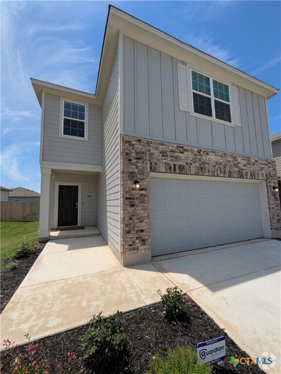 Building Photo - 2548 Windle Ln