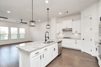 Building Photo - 1411 Upland Arbor Dr