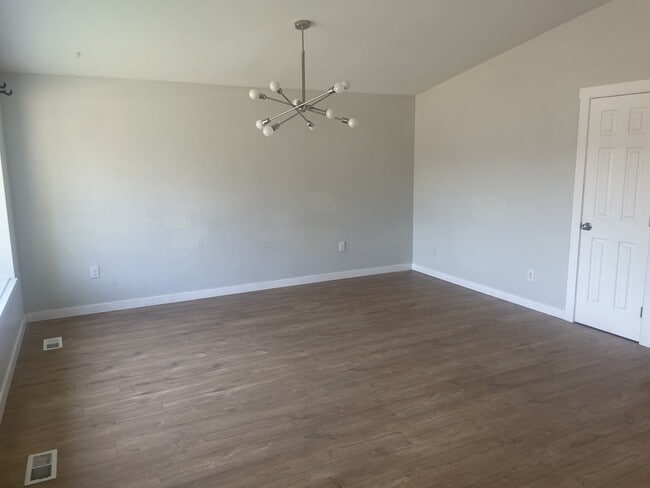 Building Photo - 2824 Gemini St