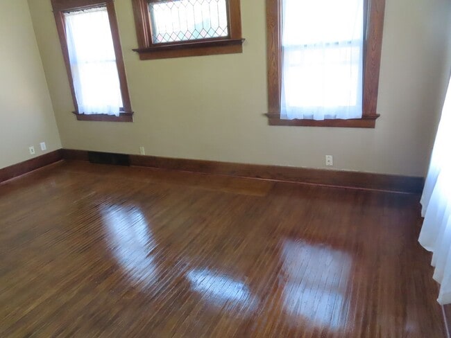 Building Photo - 1114 Rockhill St