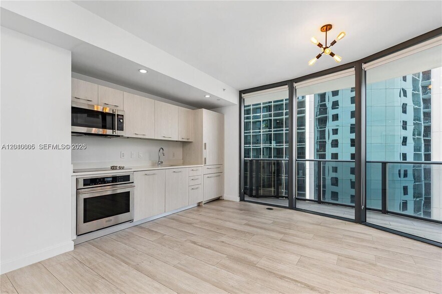 55 Sw 9th St, Miami, FL 33130 - Condo for Rent in Miami, FL