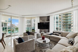 Building Photo - 200 Sunny Isles Blvd
