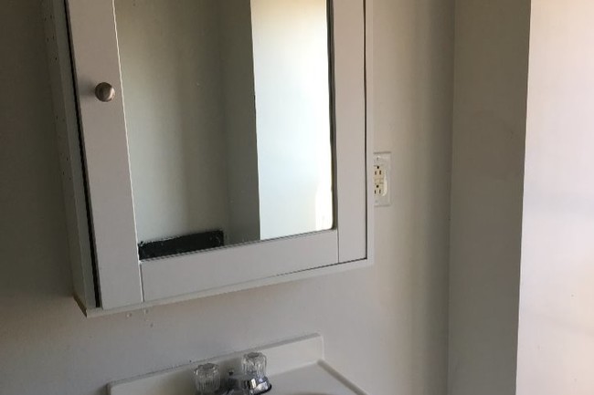 bathroom - 9 W 4th St