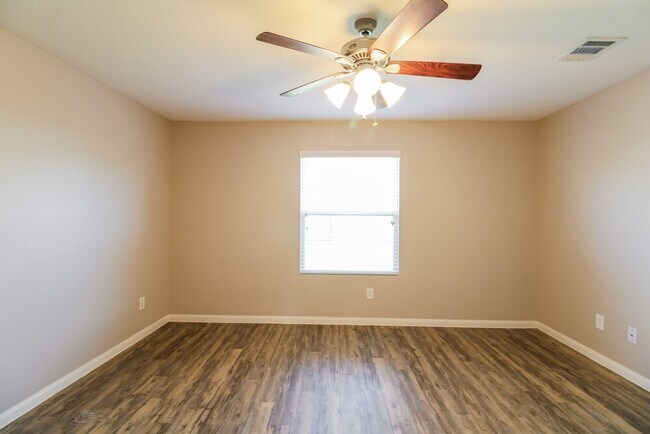 Foto del edificio - 21110 Sugar Orchard Ln