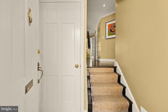 Foto del edificio - 7064 31st St NW