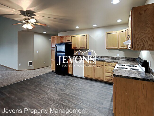 Building Photo - 3 br, 2 bath House - 802 Jamie Dr