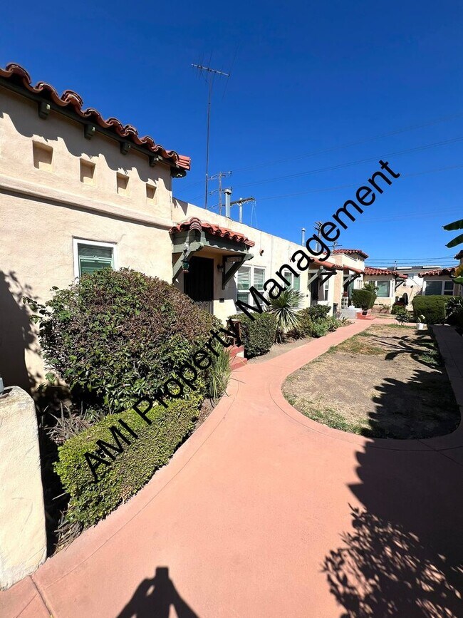 Foto del edificio - Cottage with Garage and $500 off First Mon...