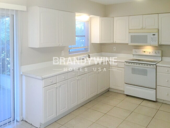 Foto del edificio - 1908 Palm Dr