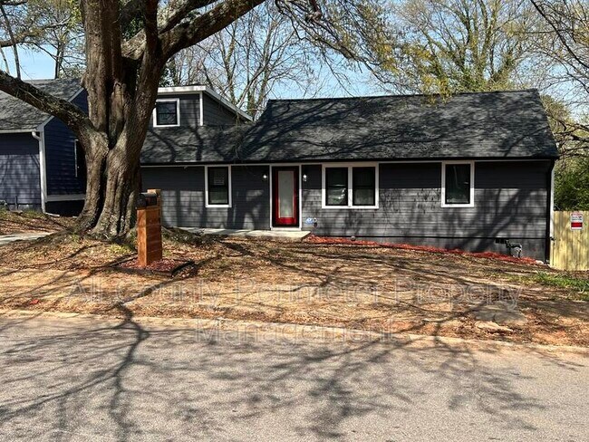 Building Photo - 1191 Arlington Ave SW