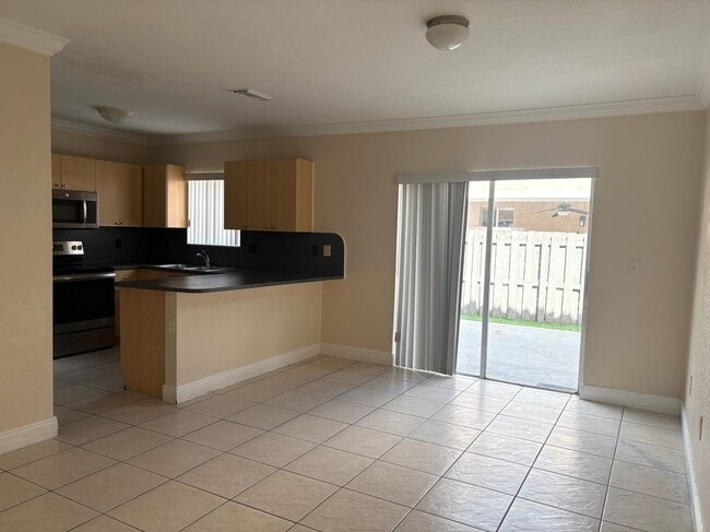 Foto del edificio - 8771 NW 106th Ln