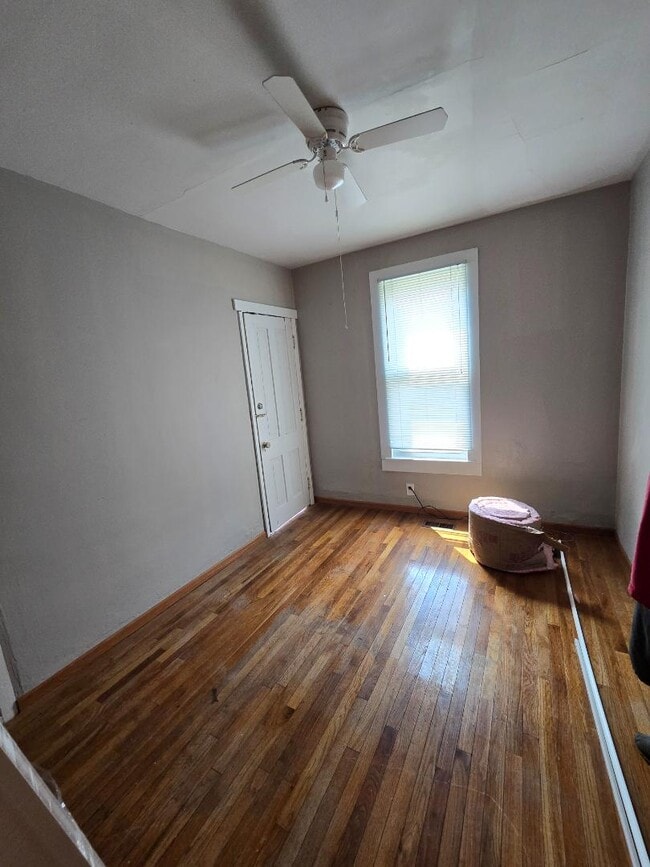 Building Photo - 508 Kaler Ave