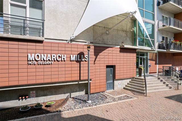 Foto del edificio - 1475 Delgany St