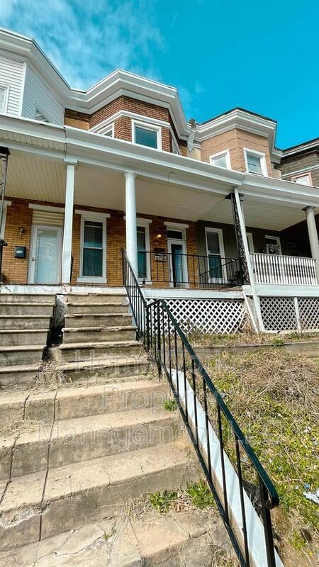 Building Photo - 522 E 38th St